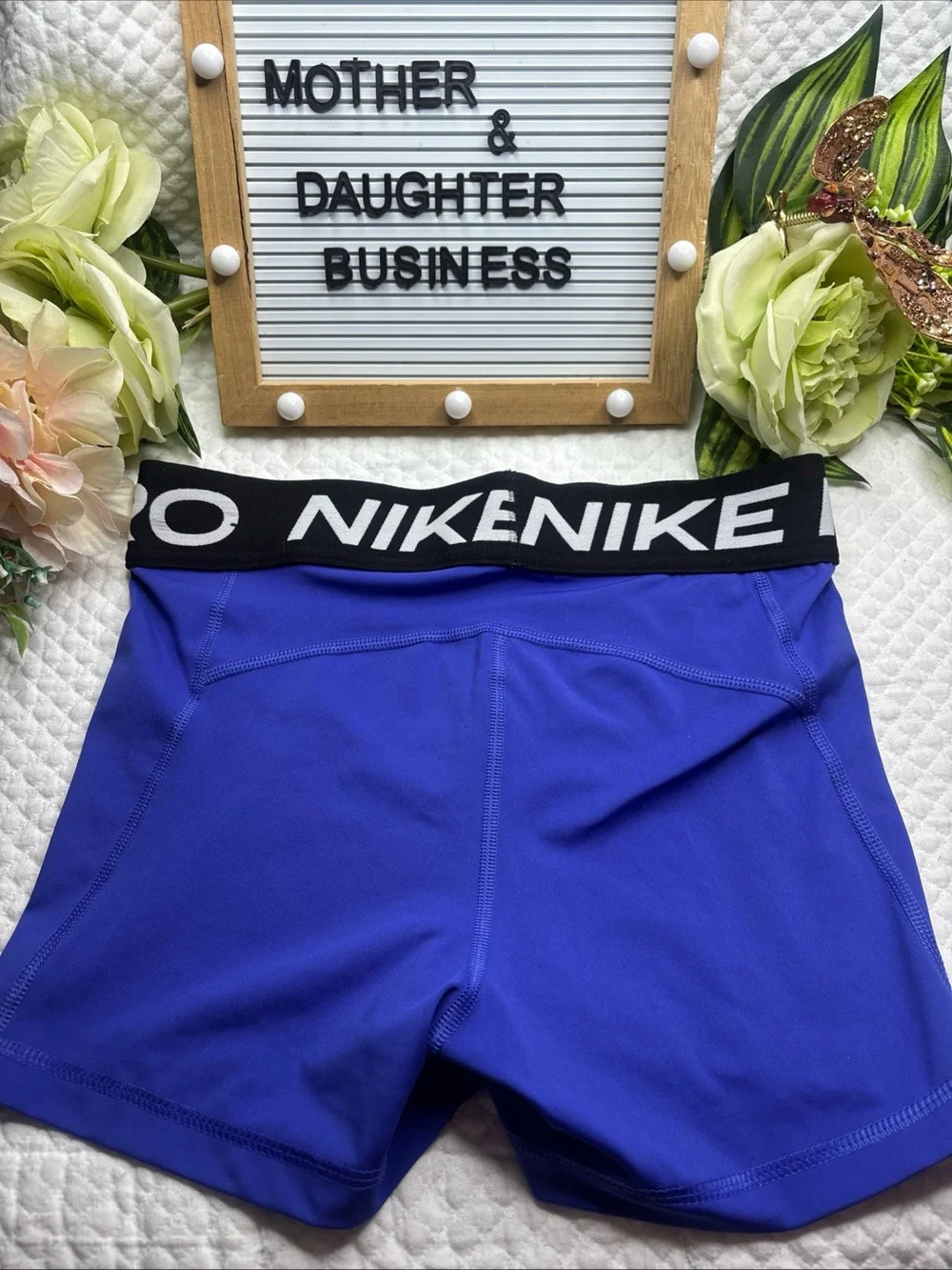 Nike Women's Pro 365 Inch Short Size Small Royal Activewear Shorts